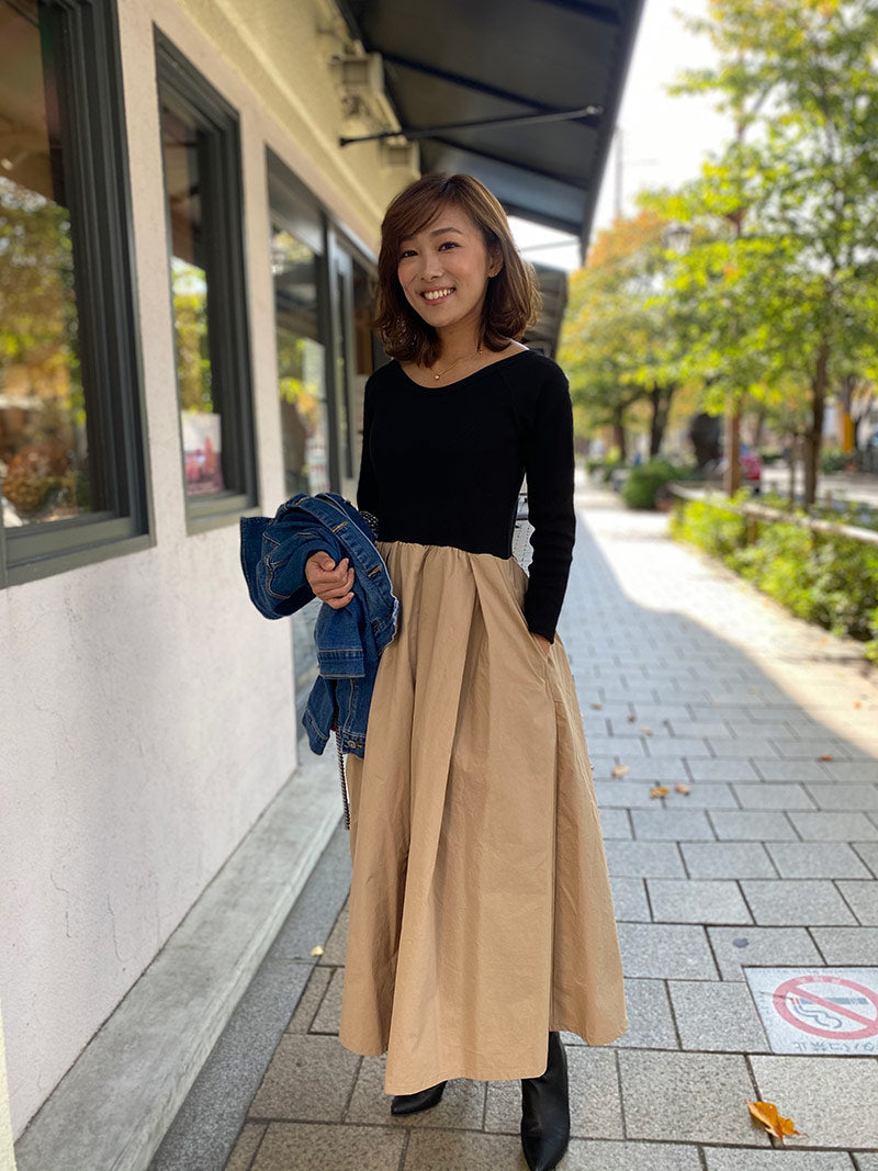 長袖リブトップフレアワンピース｜前後2Way絶妙な小柄バランス