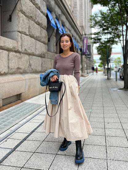 長袖リブトップフレアワンピース｜前後2Way絶妙な小柄バランス