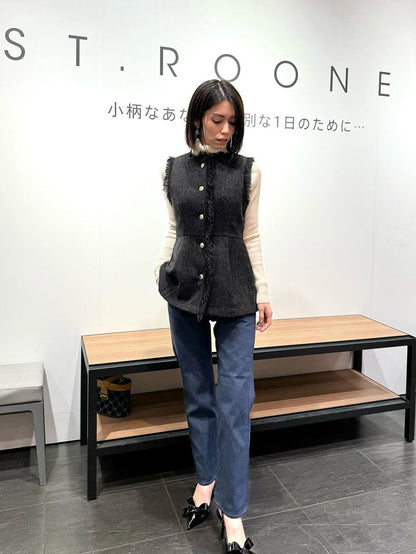 小柄女性の着回しの強い味方｜ツイードフリンジベスト