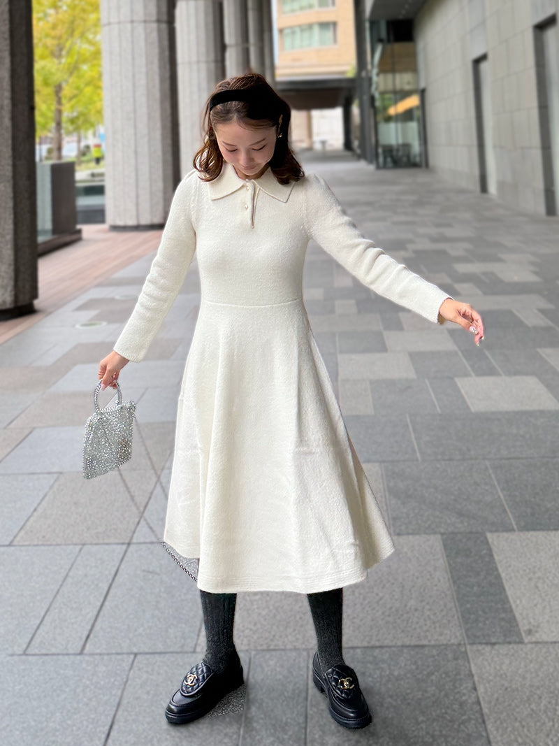 パールボタンニットワンピース｜designed with Akane