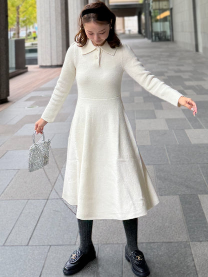 パールボタンニットワンピース｜designed with Akane