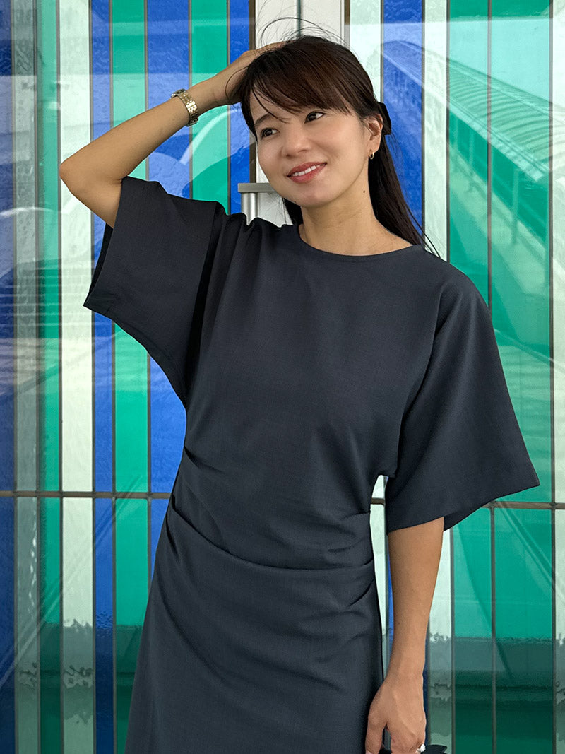 ドレープスリットワンピース｜スタイリッシュでほどよくフォーマル｜小柄女性のセレモニー服Grand Series