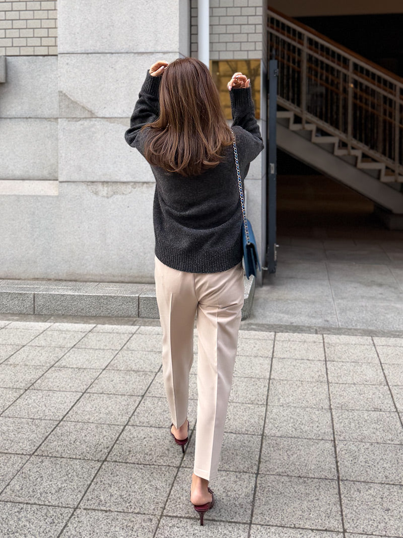 テーパードタックパンツRefine-ベルトループ付｜小柄女性のために設計された美脚シルエット